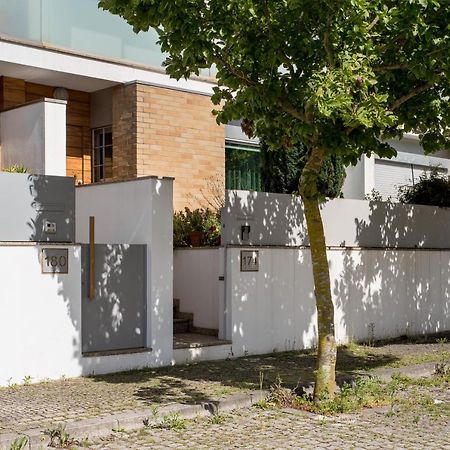 Joivy Sleek House Balcony & 2 Terraces In Porto Apartment Maia  Exterior photo