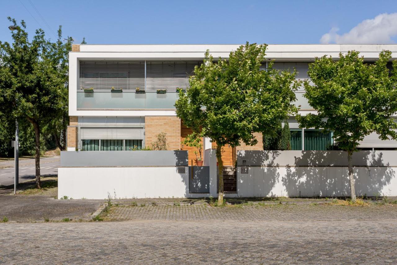Joivy Sleek House Balcony & 2 Terraces In Porto Apartment Maia  Exterior photo