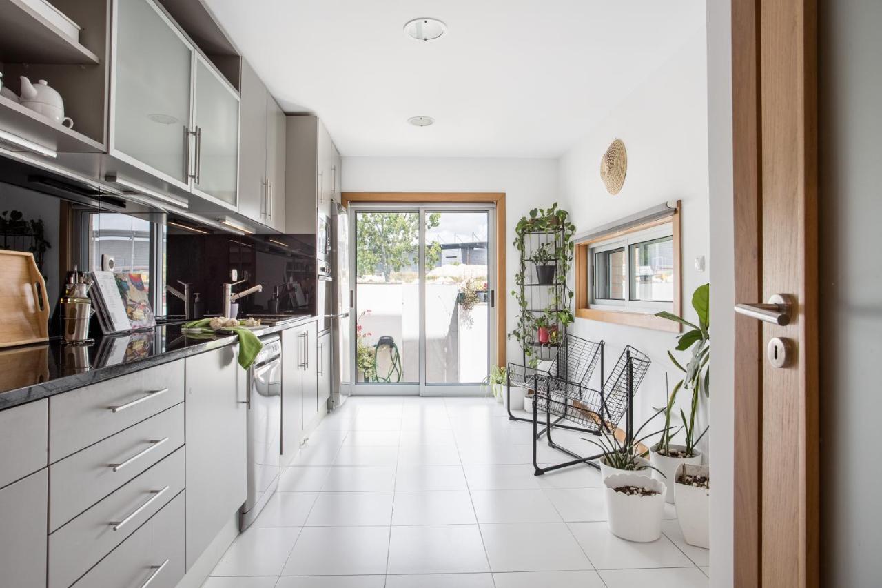 Joivy Sleek House Balcony & 2 Terraces In Porto Apartment Maia  Exterior photo